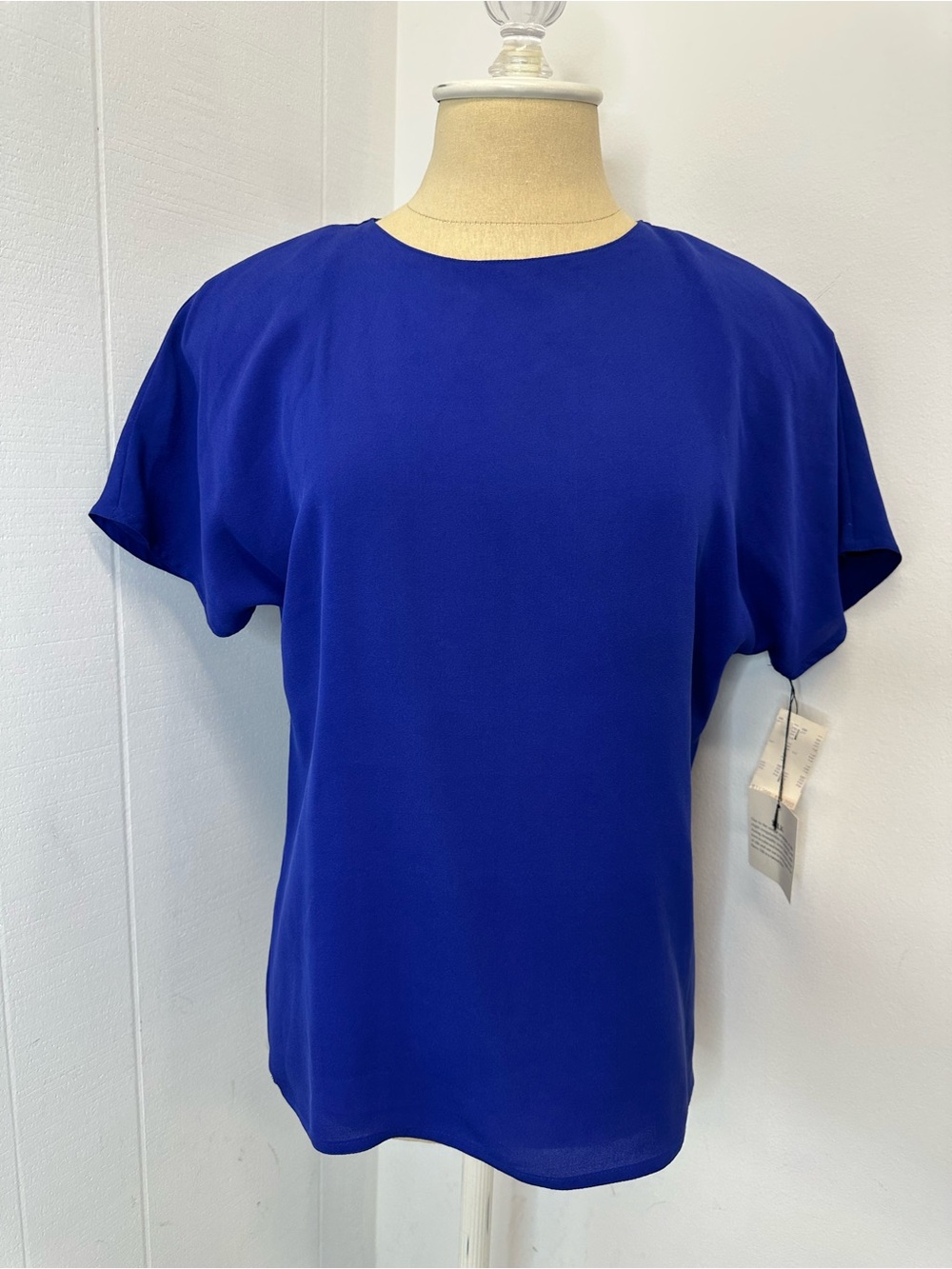 Dana Buchman Small 100% Silk Royal Blue Short Sleeve Blouse